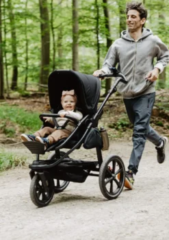 Kombi-Kinderwagen 'Pro' schwarz