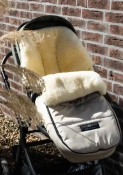 Premium Lammfell-Fußsack Limited Edition dune-beige