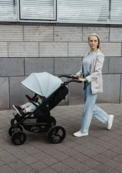 Sportwagen 'Mono 4' Blau