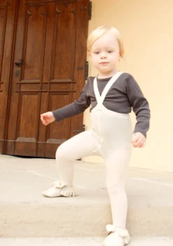 Strumpfhose mit Trägern mit Fuß cream blend