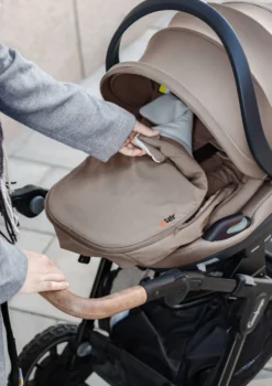 Wind & Weather Cover für Babyschale 'Go Beyond' Black